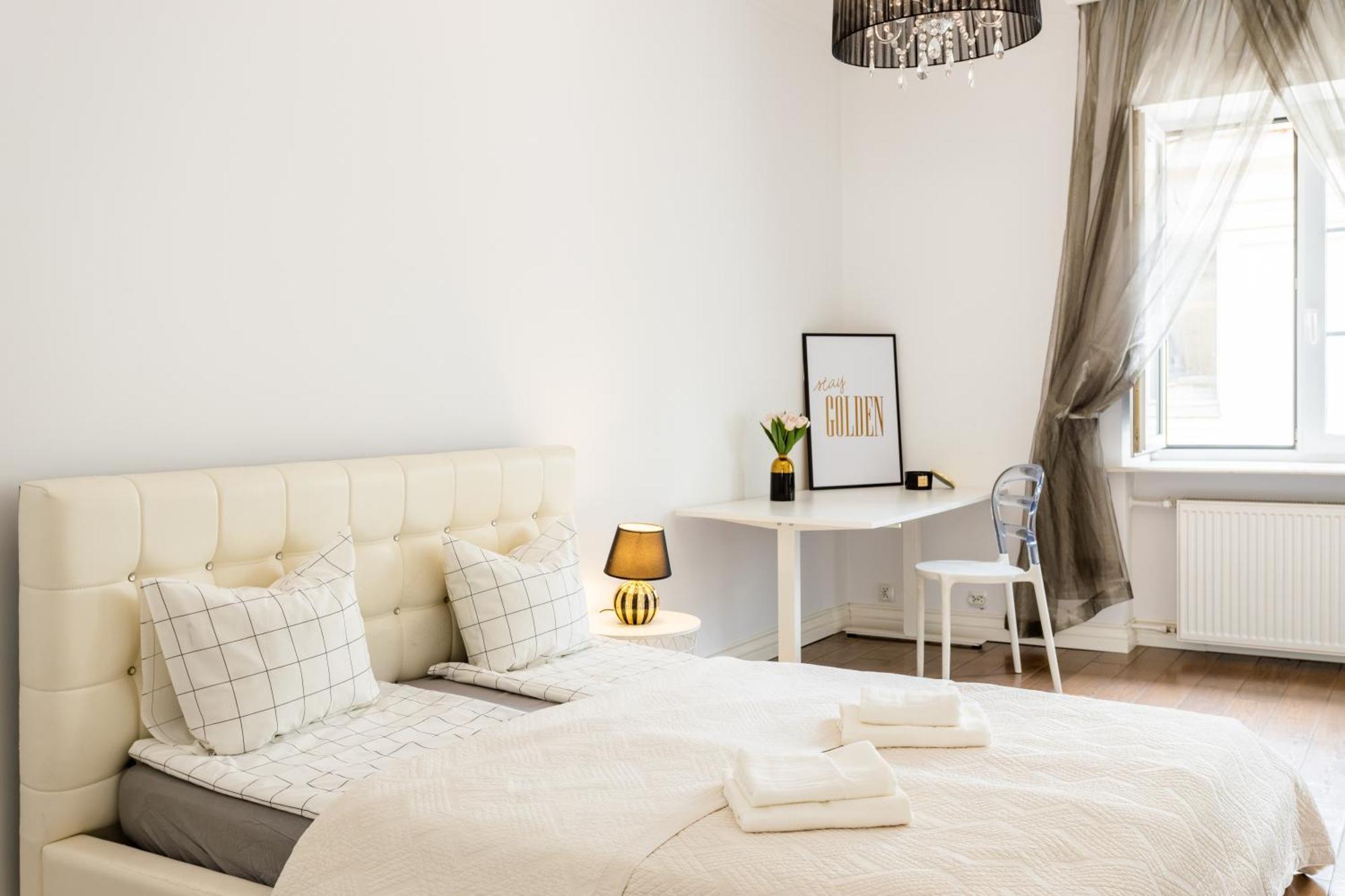 Appartement - Great Location-old Town - Podwale Warschau